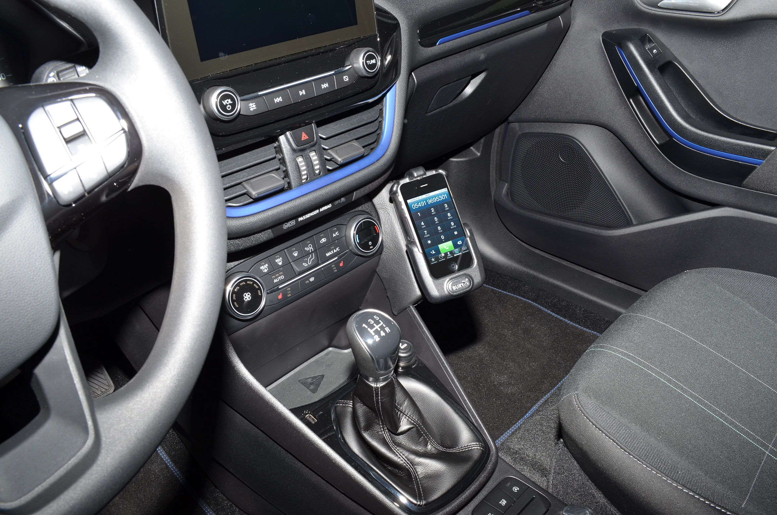 Ford Fiesta 8e Generatie 2018-2019 Kleur: Zwart - Kuda 299x 4 - 602995