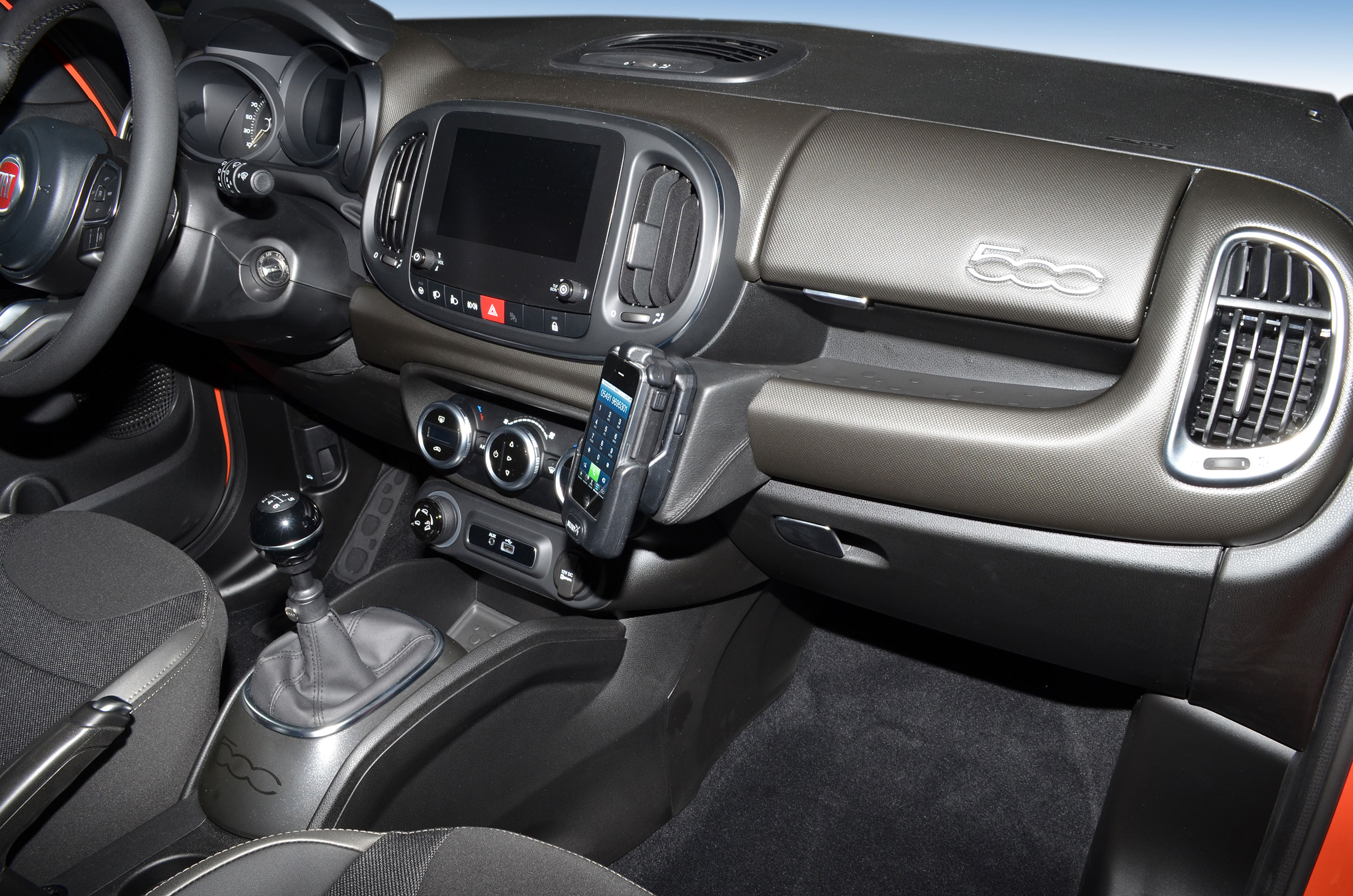 Fiat 500L 06/2017-2019 Kleur: Zwart - Kuda 301x 2 - 603015