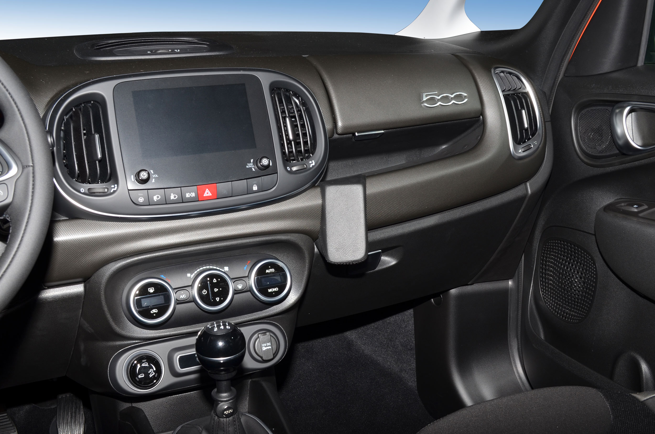 Fiat 500L 06/2017-2019 Kleur: Zwart - Kuda 301x 4 - 603015