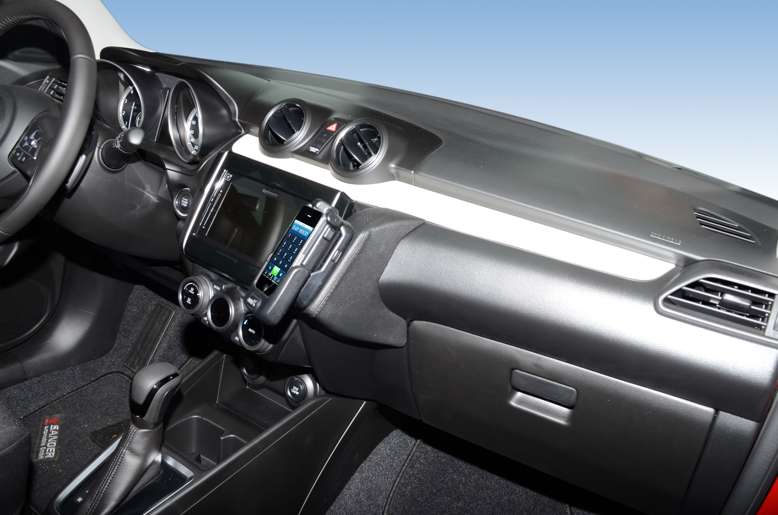 Suzuki Swift 05/2017-2019 Kleur: Zwart - Kuda 316x 2 - 603160