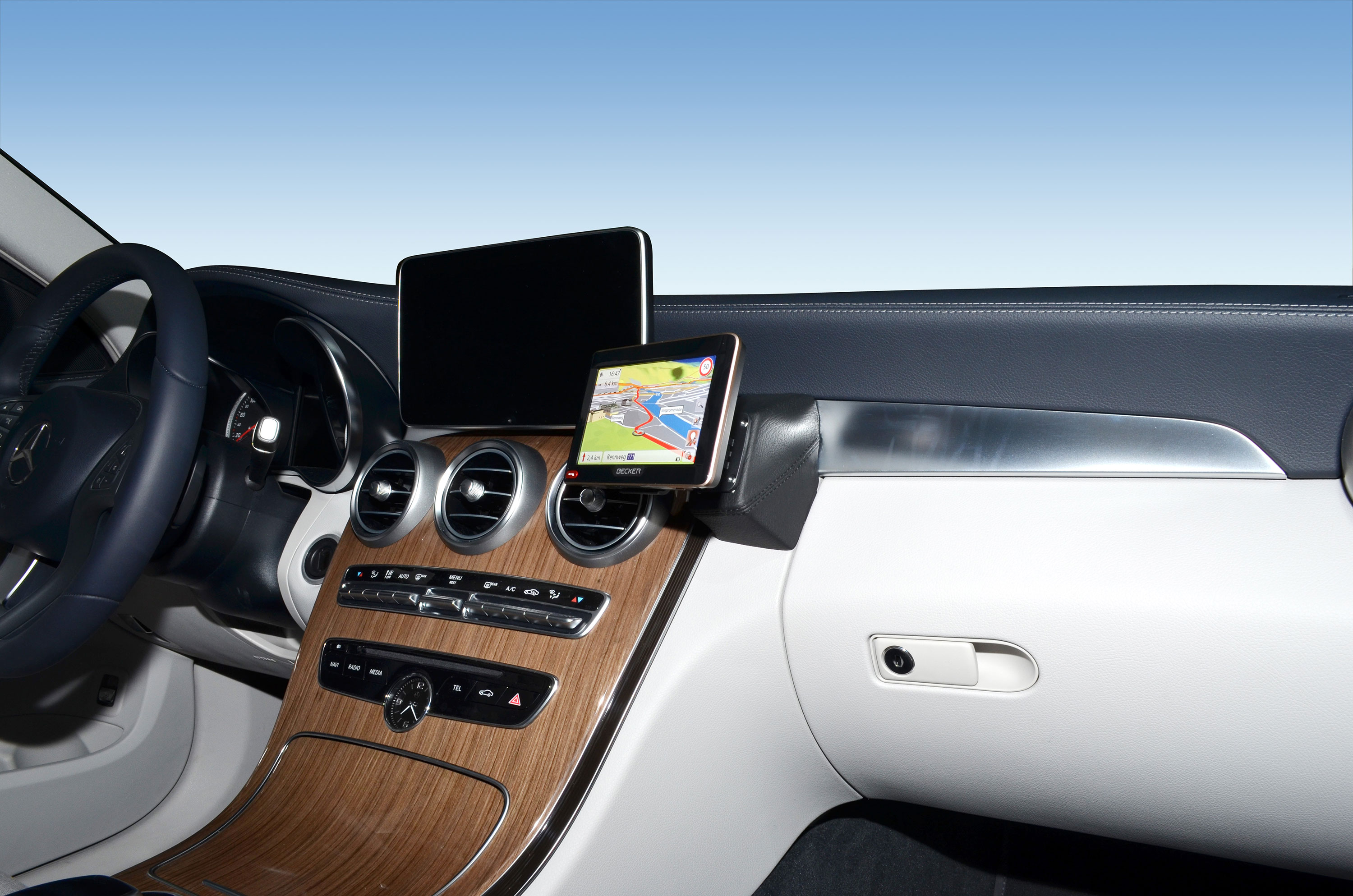 Mercedes Benz C-Klasse 2015-2019 Kleur: Zwart - Kuda 529x 2 - 615295