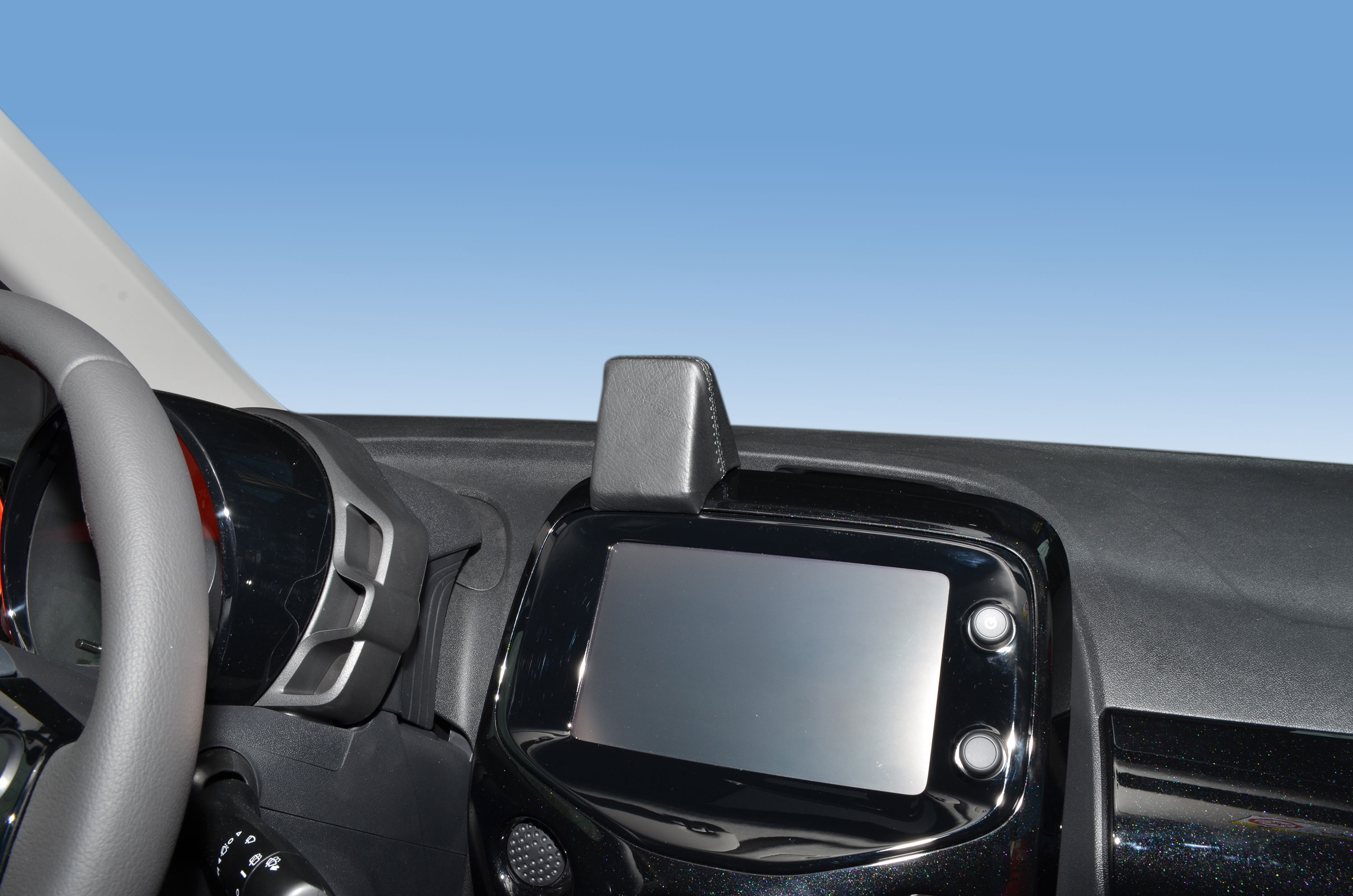 Citro&euml;n C1 - Peugeot 108 - Toyota Aygo 2014-2019 Kleur: Zwart - Kuda 553x 3 - 615535