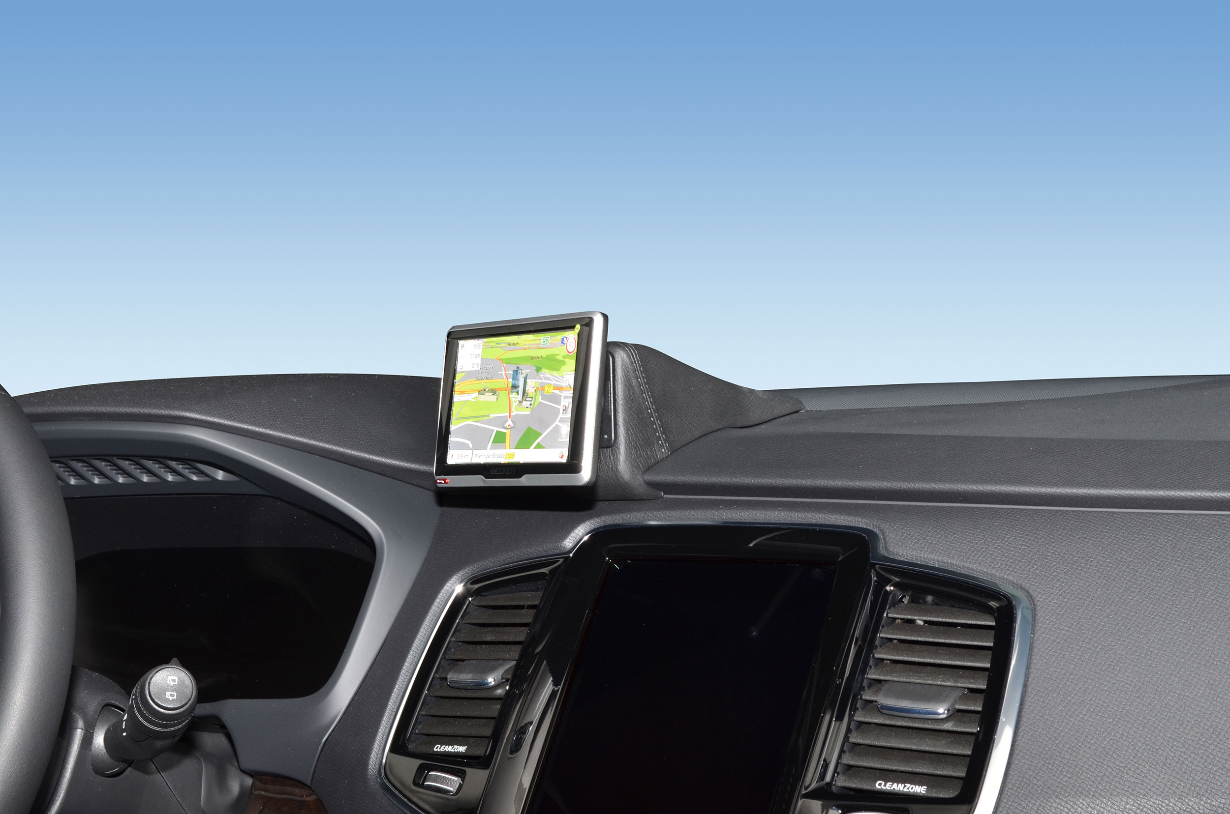 Volvo XC90 2015-2019 Kleur: Zwart  - Kuda 608x 2 - 616085