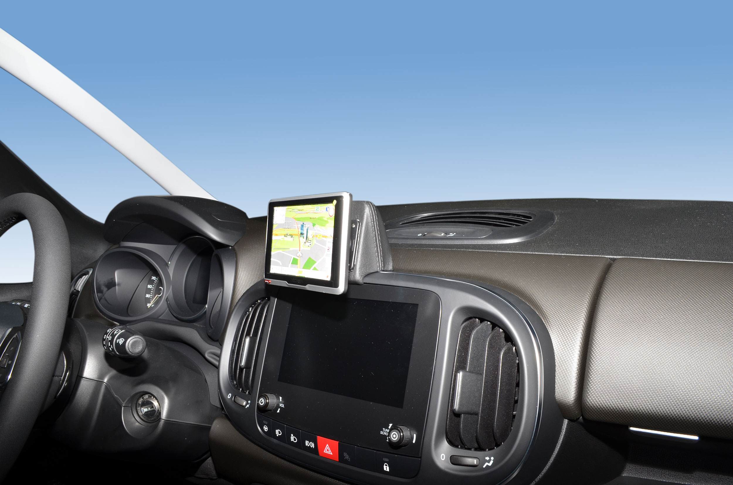 Fiat 500L 06/2017-2019 Kleur: Zwart - Kuda 701x 2 - 607015