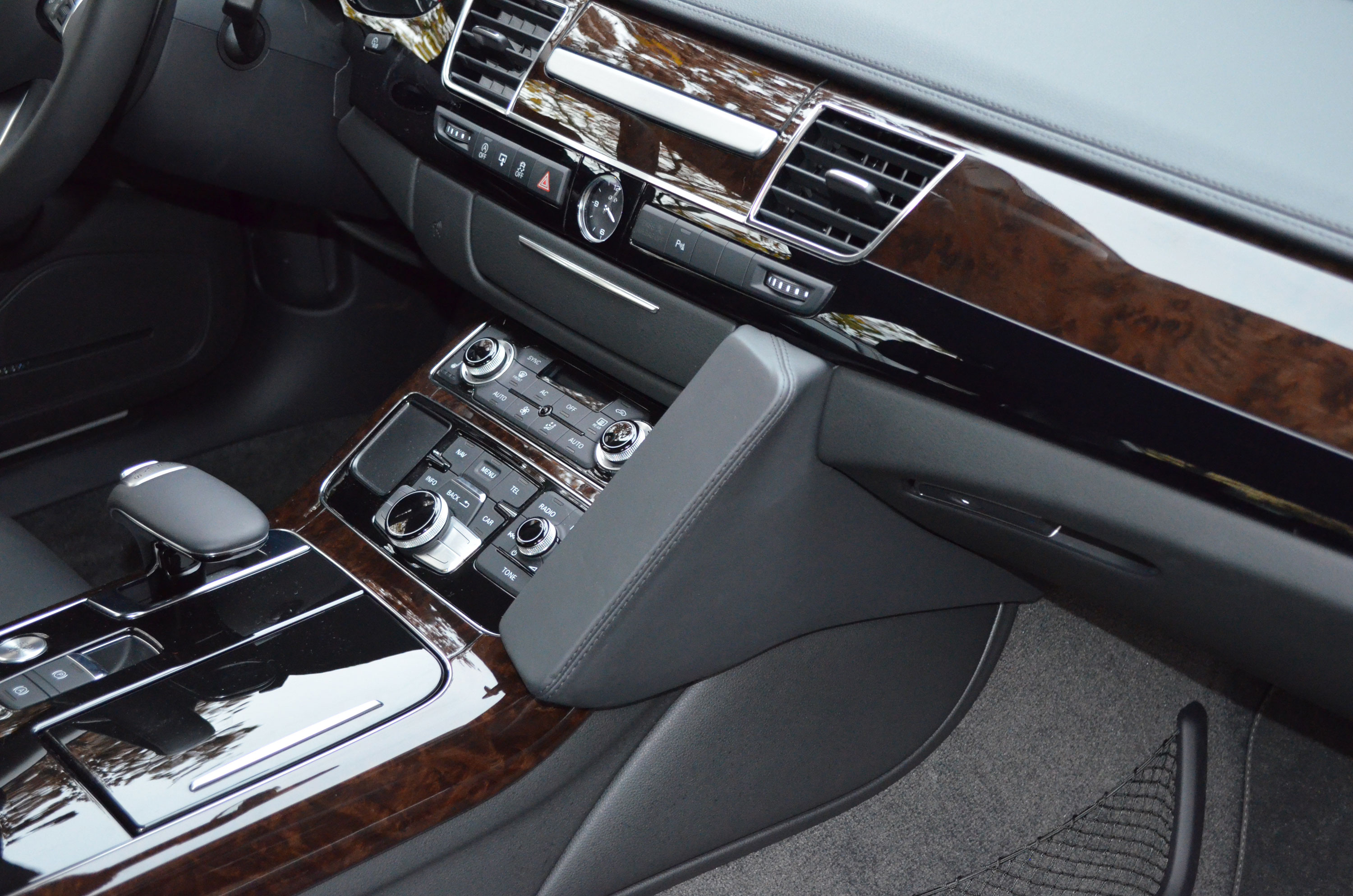 Audi A8 2010-2019 Kleur: Zwart - Kuda09355x 3 - 6093550