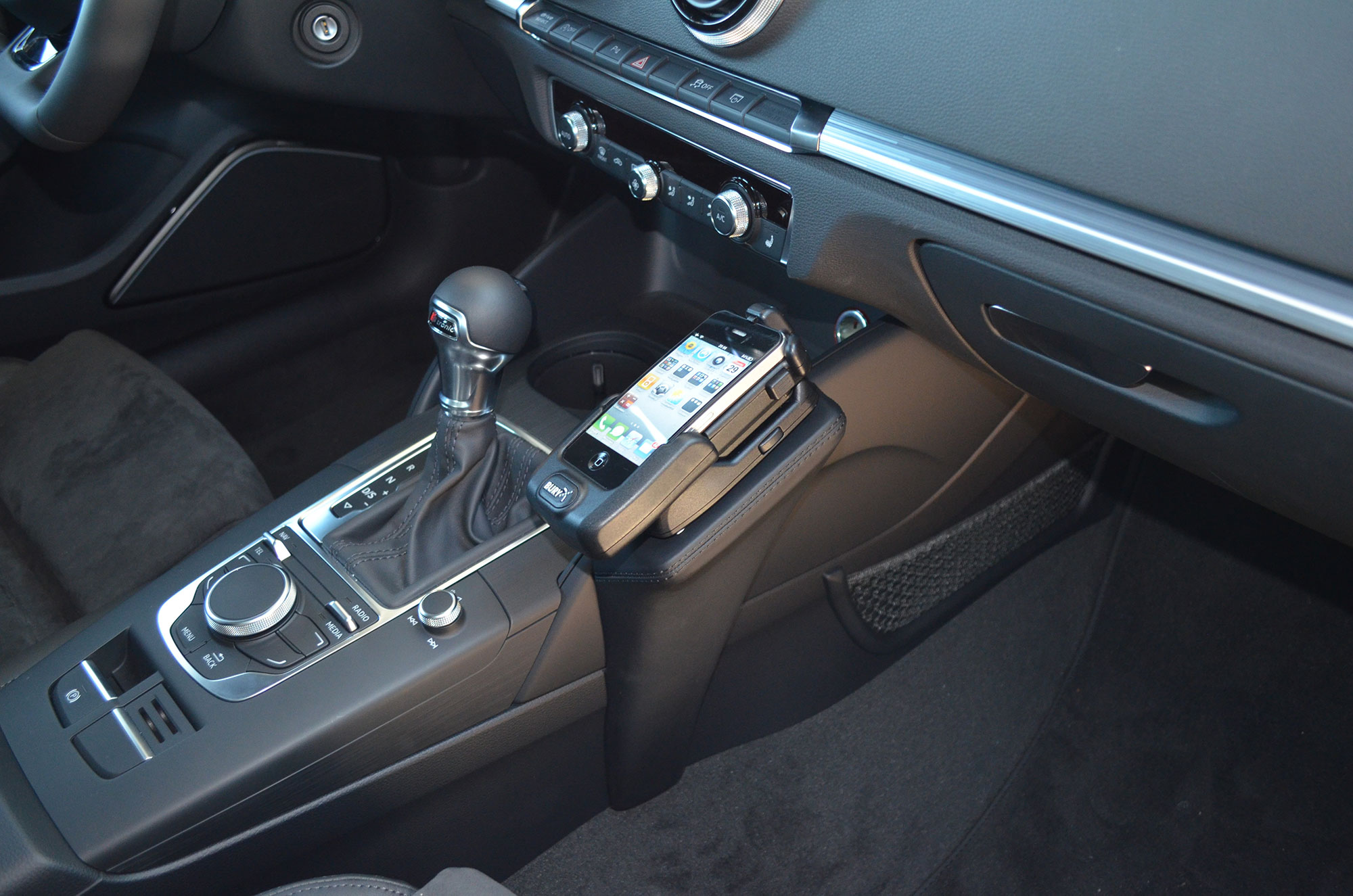 Audi A3 2012-2019 Kleur: Zwart - Kuda09360x 2 - 6093600