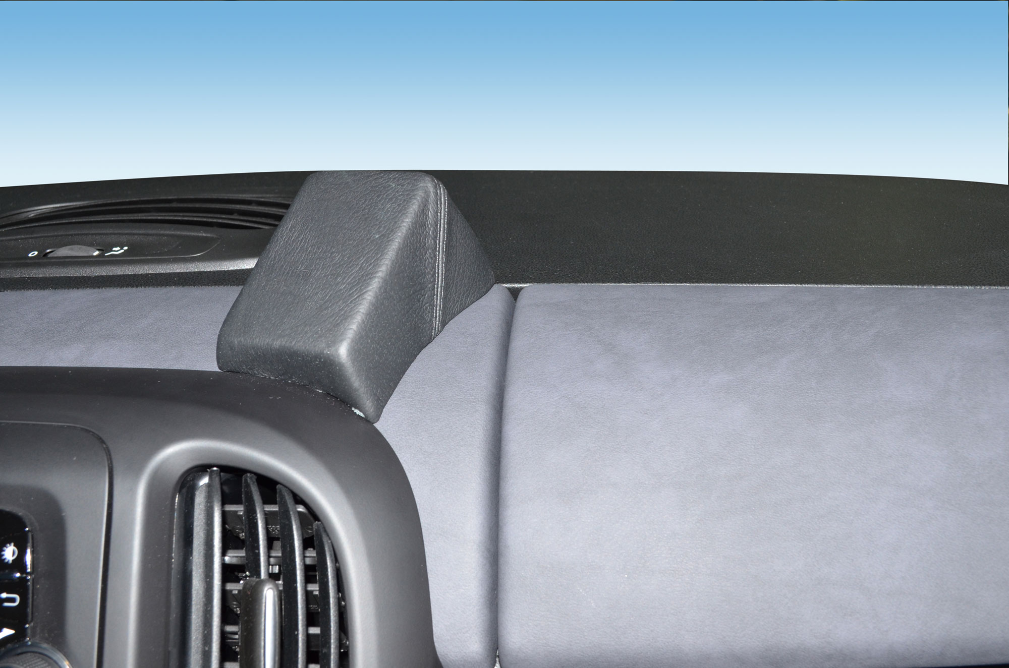 Fiat 500 L 2012-2019 Kleur: Zwart - Kuda117x 3 - 601170