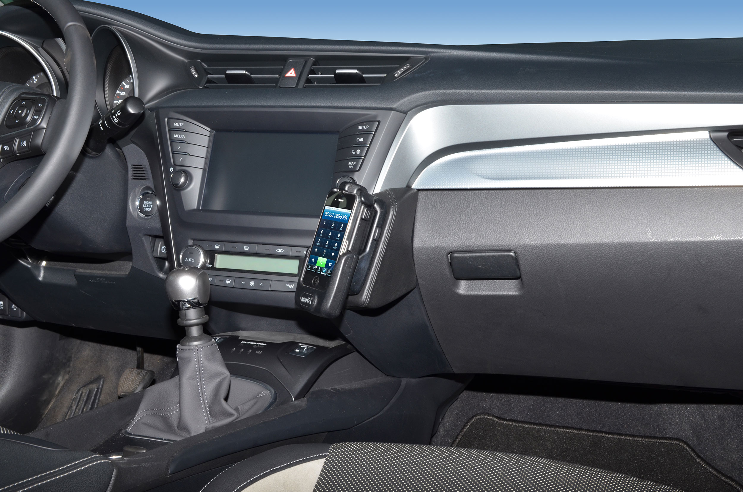 Toyota Avensis 2015-2019 Kleur: Zwart - Kuda201x 2 - 602010