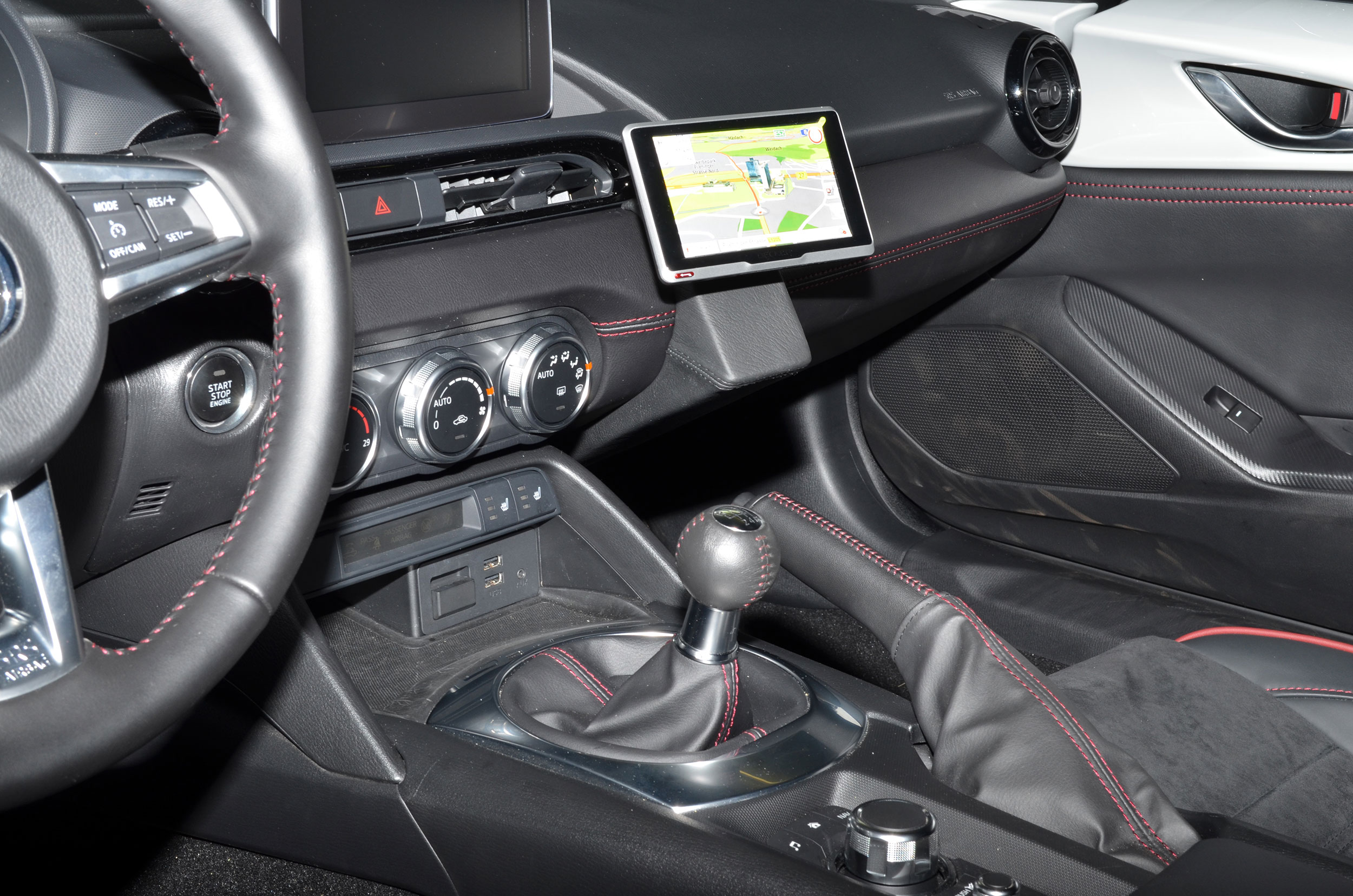 Mazda MX5 (ND) 2016-2019 Kleur: Zwart - Kuda222x 4 - 602225