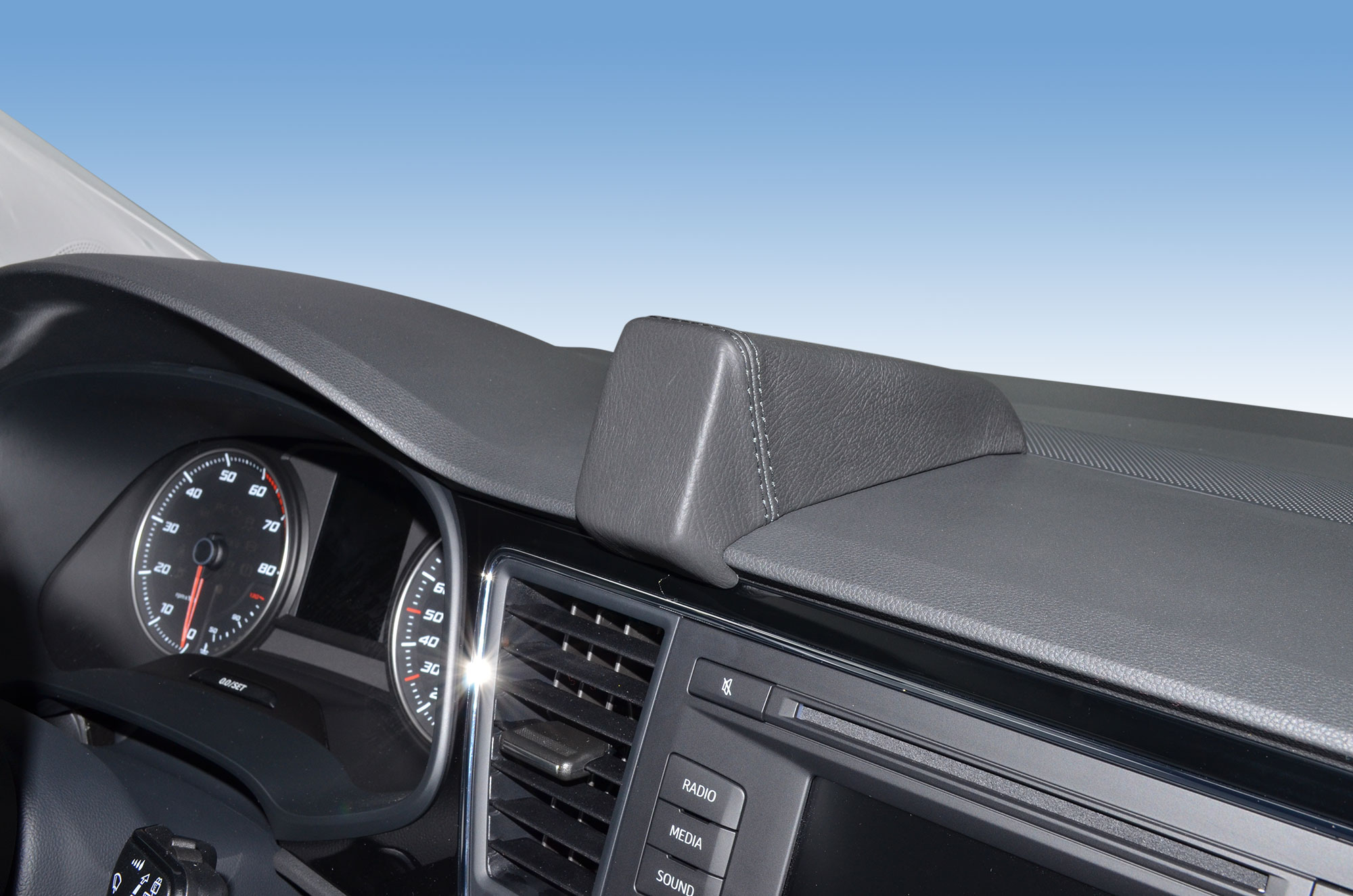 Seat Leon 2013-2019 Kleur: Zwart  - Kuda27910x 3 - 6179100