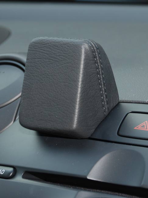 Mazda 2 10/2008-2010 Kleur: Zwart - Kuda28436x 1 - 6184360