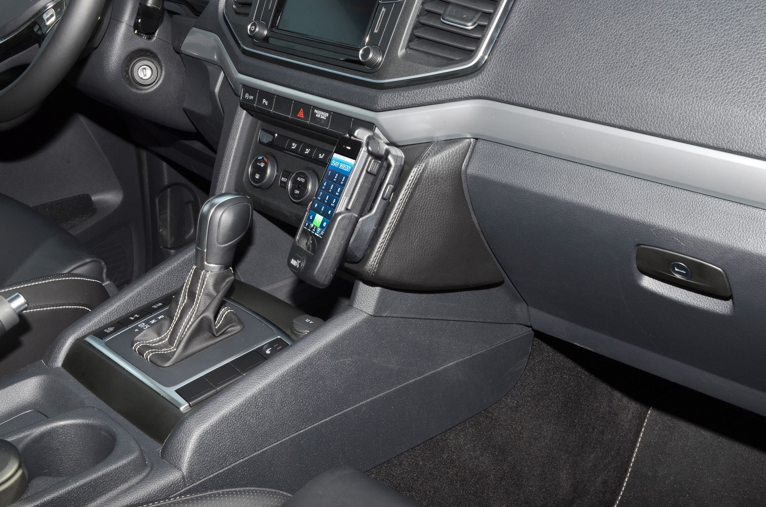 Volkswagen Amarok 2016-2019 Kleur: Zwart  - Kuda286x 2 - 602860