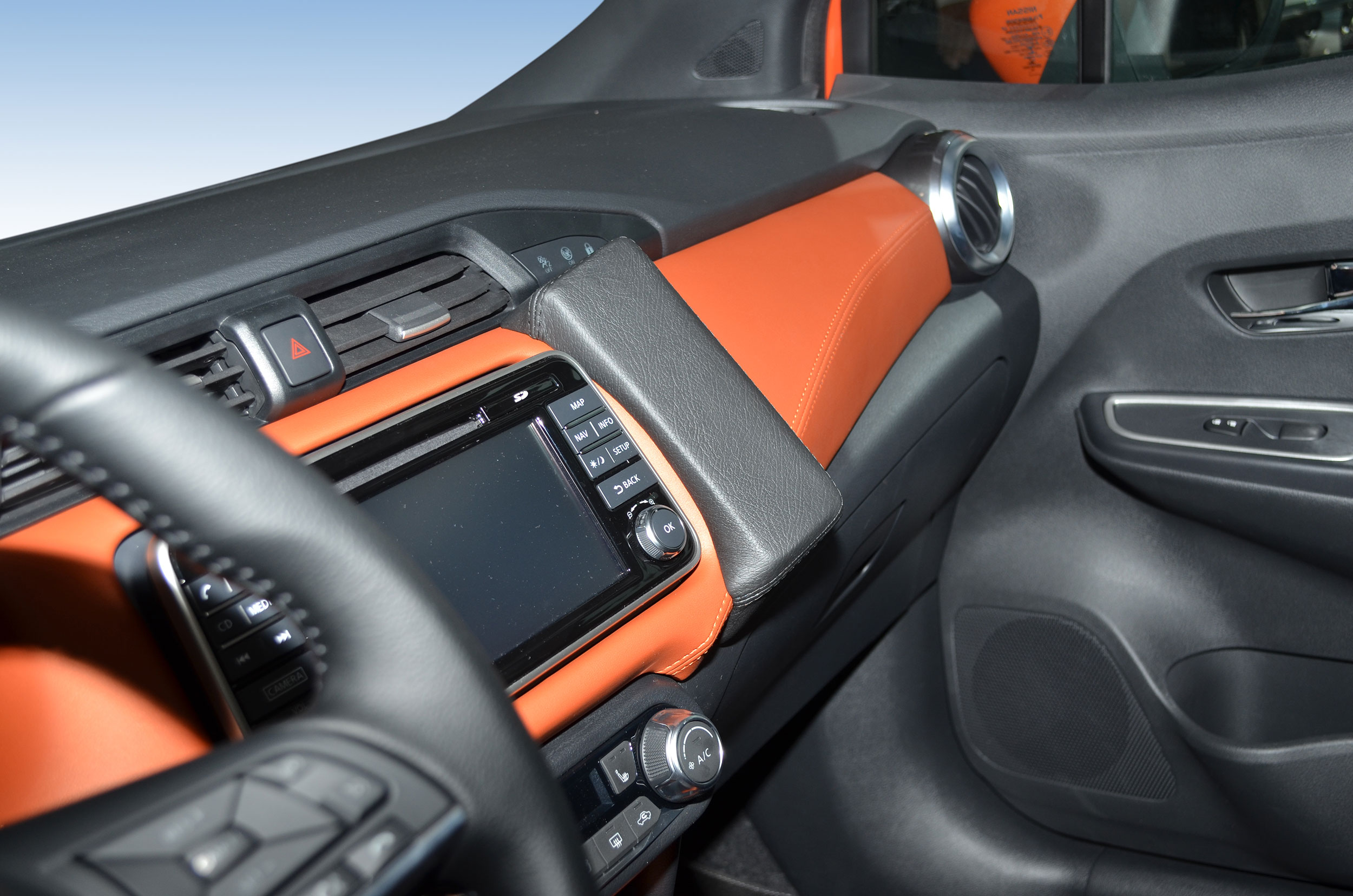 Nissan Micra 03/2017-2019 Kleur: Zwart - Kuda290x 4 - 602905