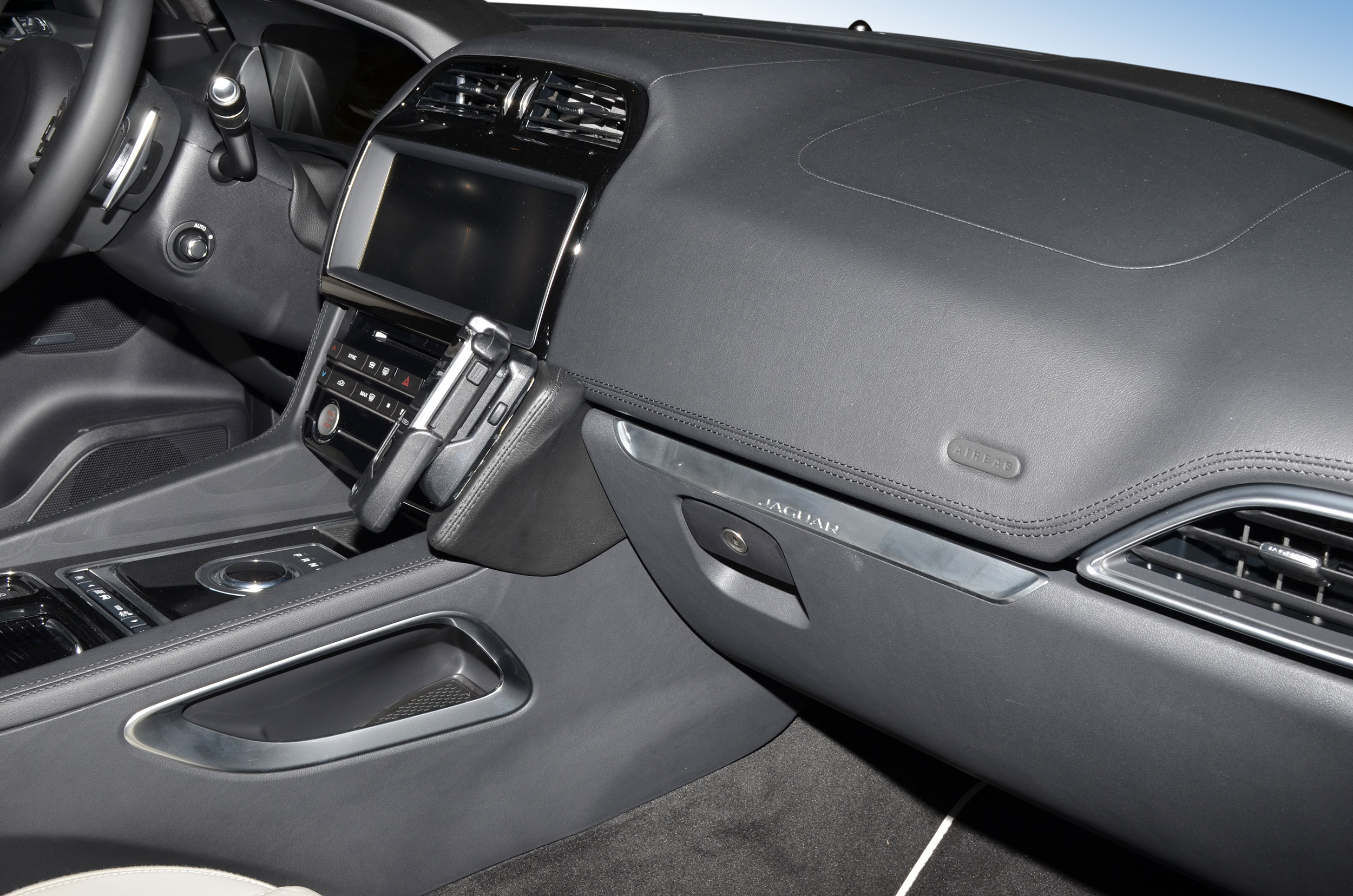 Jaguar F-Pace 2017-2019 Kleur: Zwart - Kuda292x 2 - 602925