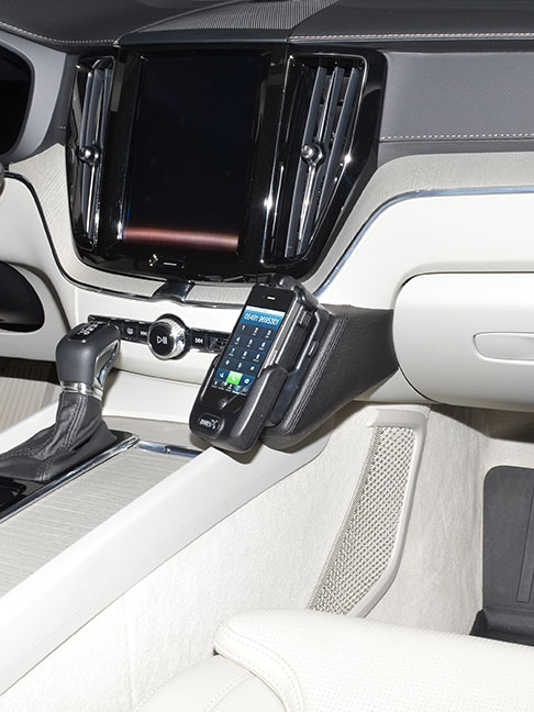 Volvo XC60 07/201-2019 Kleur: Zwart  - Kuda297x 1 - 602975