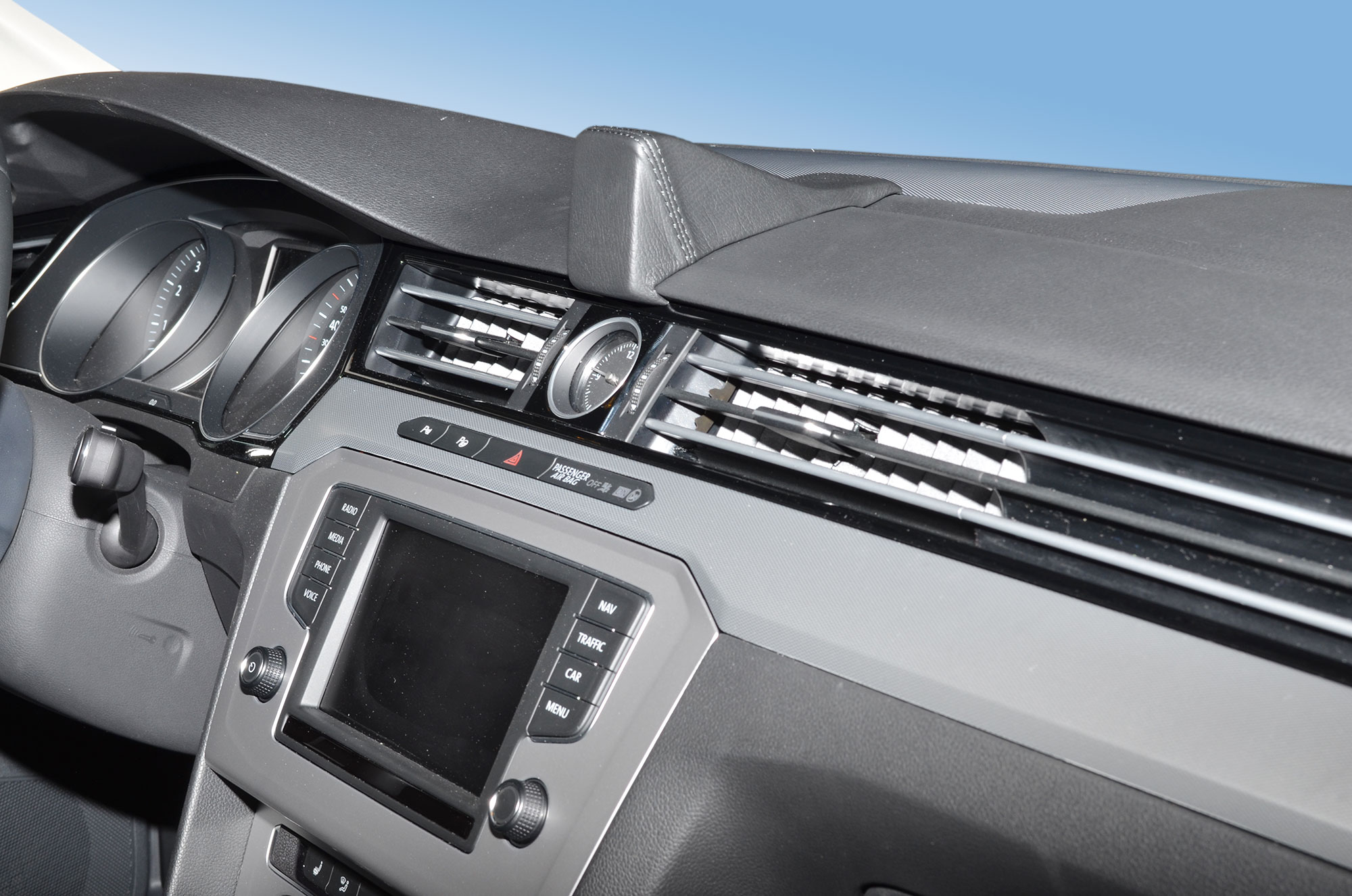 Volkswagen Passat 2014- 2019 Kleur: Zwart  - Kuda566x 3 - 615665