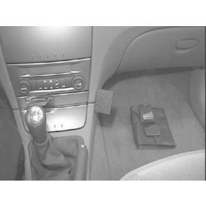 ProClip - Renault Laguna 2001-2004 Angled mount - 24695 - 852911