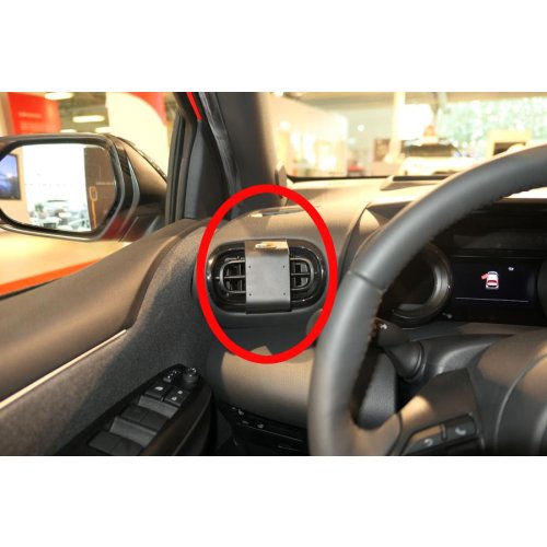 ProClip - Toyota Yaris 2021-> Yaris Cross 2020->  Left mount - 805638 - 805638