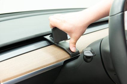 ProClip - Tesla Model 3  2018-2024 / Model  Y 2020-> Center mount - 855497 3 - 855497