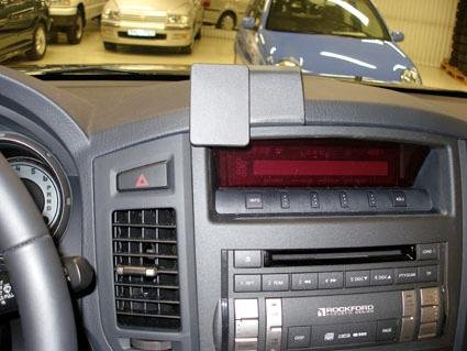 ProClip - Mitsubishi Pajero 2007-2019 Center mount - Brodit 853981 4 - 853981