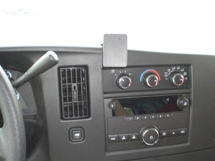 ProClip - Chevrolet Express/ Van 2008-2016 Center mount - Brodit 854203 4 - 854203