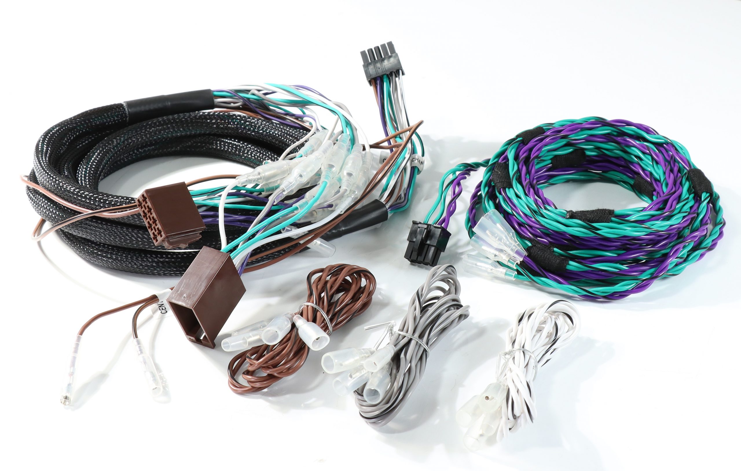 AUDIO SYSTEM 4+1-CHANNEL PLUG & PLAY ADAPTER-CABLE for all DSP Amplifier - Z pf iso2 - Z-PF-ISO2.5M-4+1